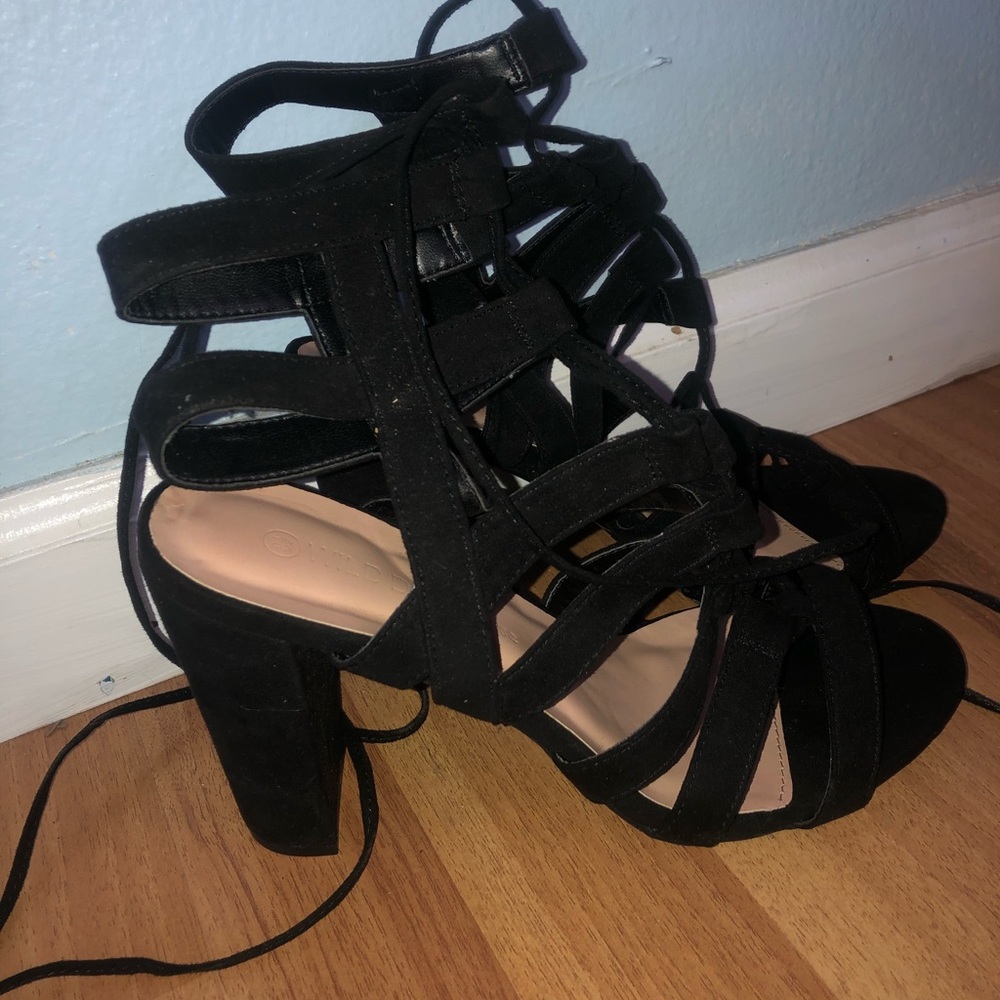 Black strappy Heels